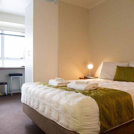 City Lodge Accommodation Auckland Exterior foto A studio apartment in Melbourne, Australia