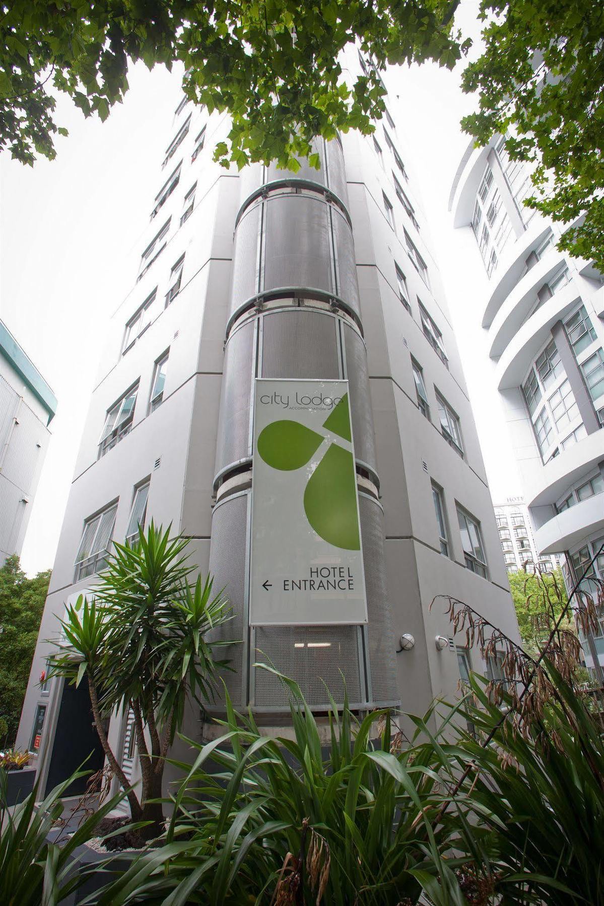City Lodge Accommodation Auckland Exterior foto The hotel entrance