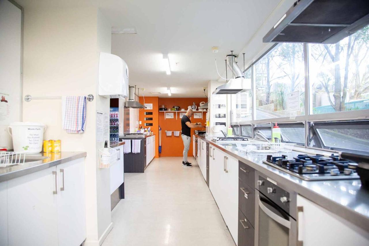 City Lodge Accommodation Auckland Exterior foto The kitchen at the University of Western Australia